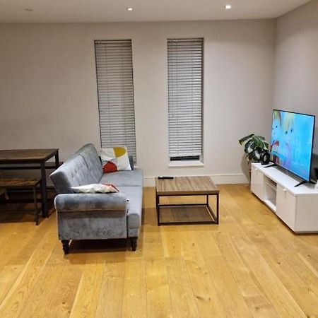 London City Apartment Ealing Exterior photo